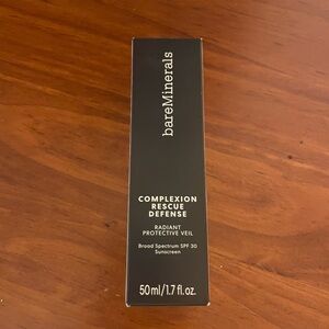 Bareminerals Complexion Rescue Defense in soft radiance.